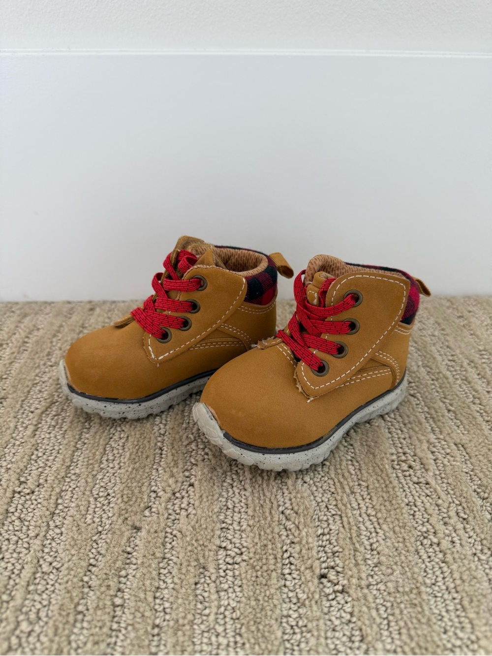 Wonder Nation Baby/Toddler Tan Boots with Red Laces